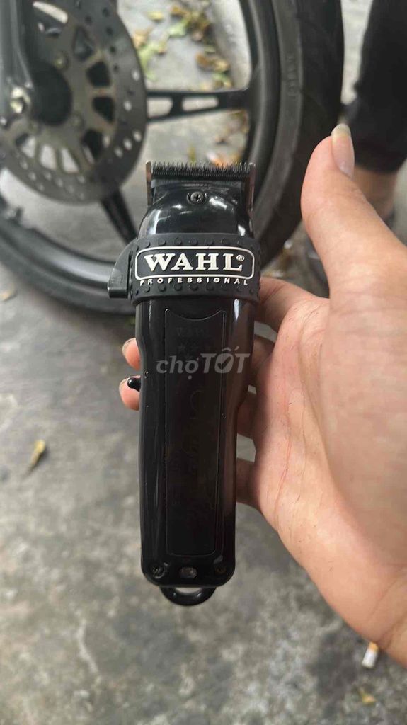 Tông đơ Wahl Đen Đã qua sử dụng. Mua bán Nội thất, đồ gia dụng khác tại Huyện Cam Lâm Khánh Hòa được đăng bởi Trần Đại Tâm hình 1