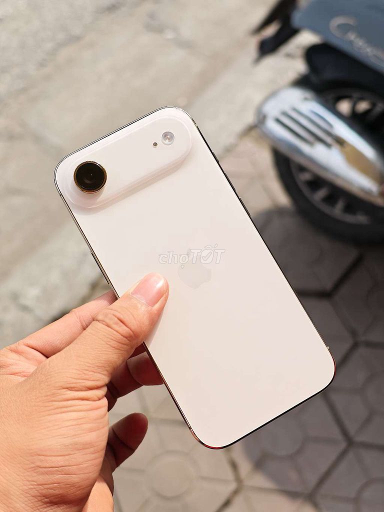 🍎IPHONE 17AIR 256GB GOLD ĐẸP NGUYÊN BẢN PIN 100%. Mua bán Điện thoại tại Quận Hải An Hải Phòng được đăng bởi 98 Ngô Gia Tự Hoàng Dũng Mobile Ngã 3 Văn Cao hình 1