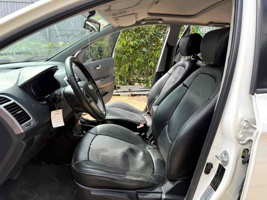 HUYNDAI I20 2011 TỰ ĐỘNG ,XE RẤT ĐẸP. Mua bán Ô tô tại Quận Bình Tân Tp Hồ Chí Minh được đăng bởi XUÂN DUY AUTO hình 15