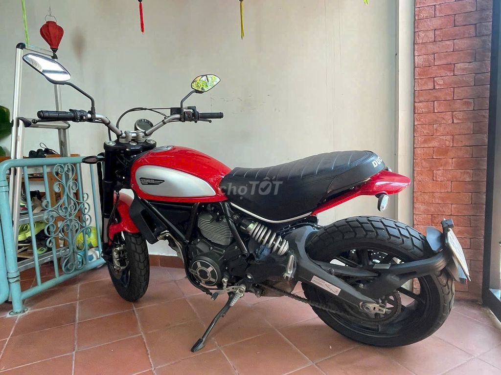 DUCATI SCRAMBLE ICON, 803cc - mới 95%.. Mua bán Xe máy tại Thành phố Thủ Đức Tp Hồ Chí Minh được đăng bởi Nguyen Thi Nuong hình 2