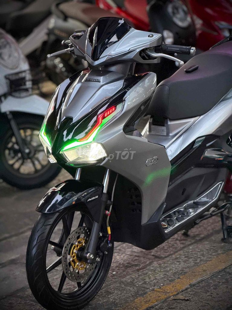Honda Airblade 125 2022 Full Option Basic