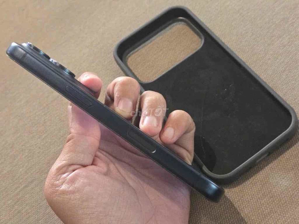 Iphone 17 Pro 256Gb. Mua bán Điện thoại tại Quận Bình Tân Tp Hồ Chí Minh được đăng bởi Trấn hình 1