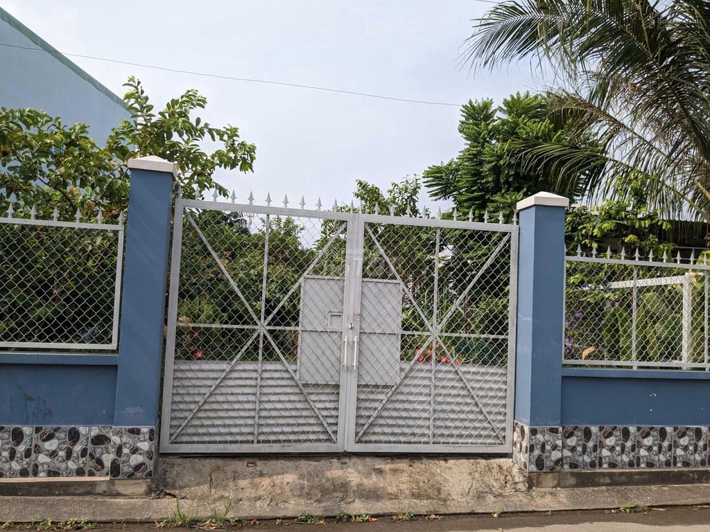 Đất thổ cư 700m2 hẻm xe tải Dương Công Khi