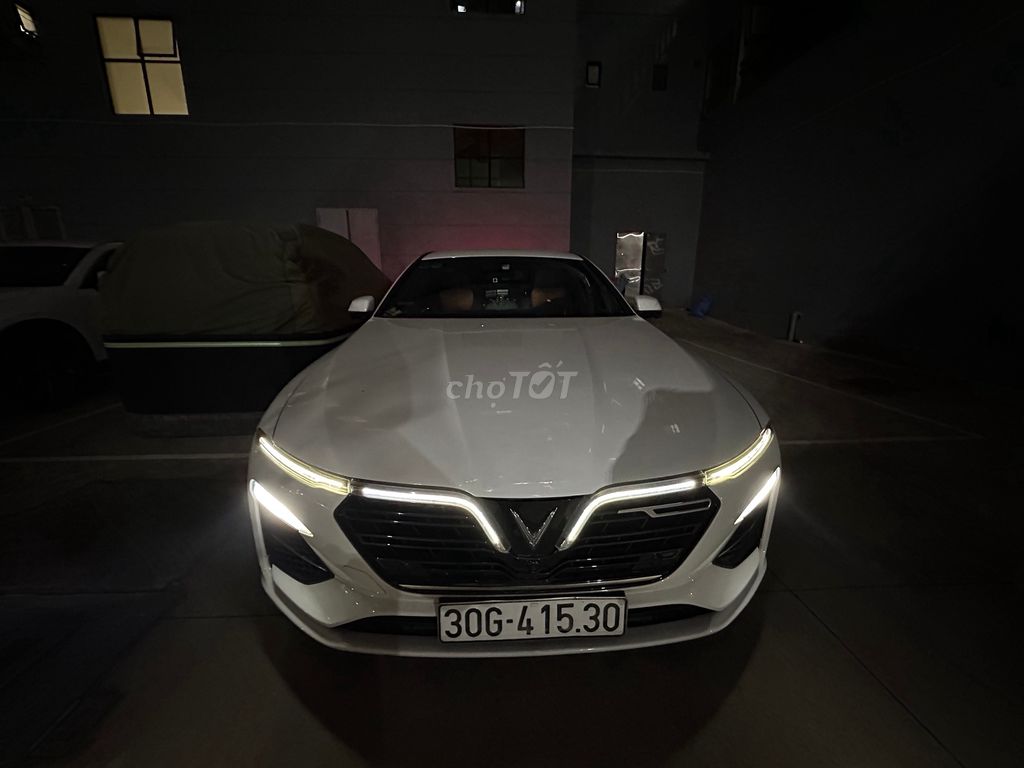 VinFast Lux A2.0 2019 Plus 2.0 AT - 65000 km. Mua bán Ô tô tại Quận Thanh Xuân Hà Nội được đăng bởi Vũ Đức Mạnh hình 1