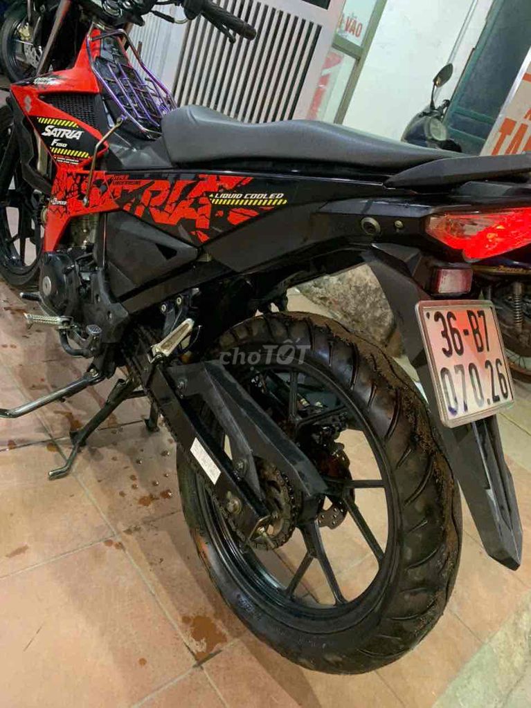 Suzuki Satria Fi 2019 Nhập Khẩu Nguyên Zin Xe Đẹp. Mua bán Xe máy tại Quận Hoàng Mai Hà Nội được đăng bởi Tuấn Giang hình 3