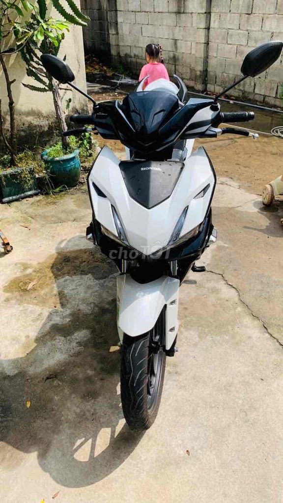 xe winer x v4 màu đen trắng. Mua bán Xe máy tại Huyện Củ Chi Tp Hồ Chí Minh được đăng bởi ĐỊNH NGUYỄN hình 8