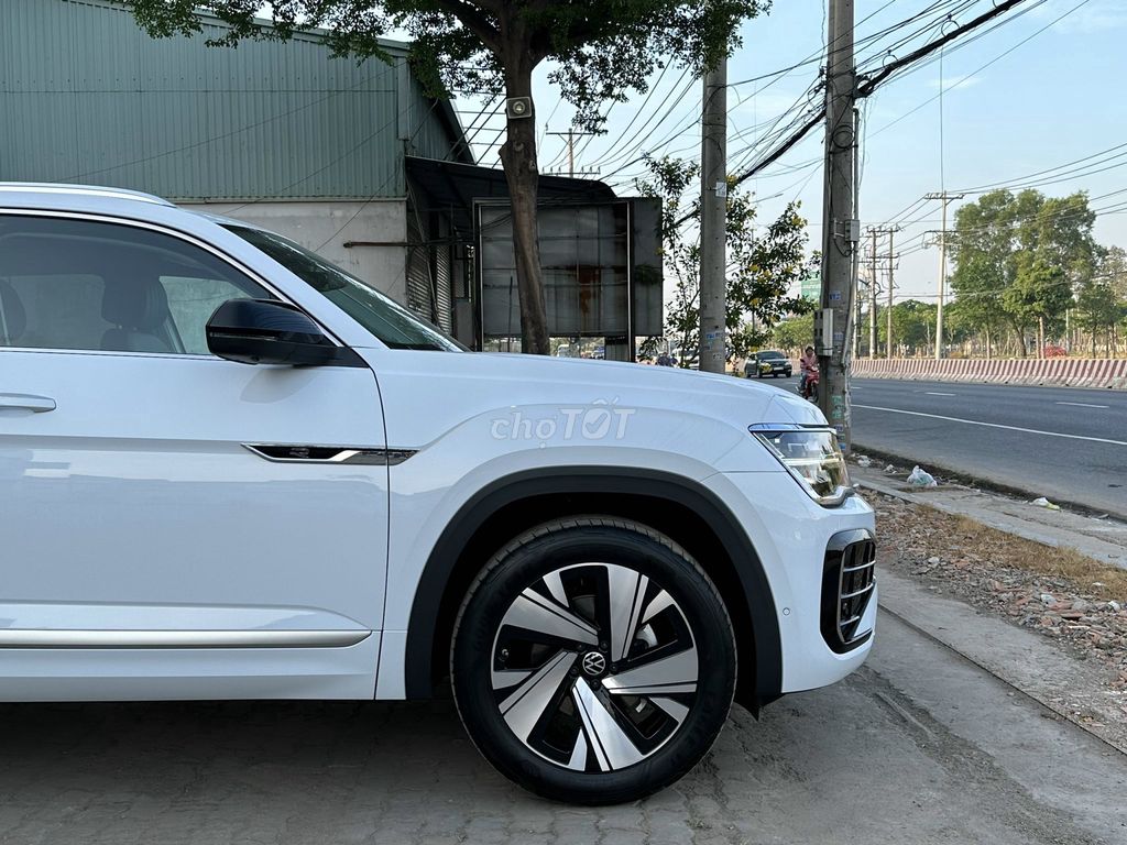 Volkswagen Teramont X, 599 triệu, nhận xe ngay. Mua bán Ô tô tại Quận 7 Tp Hồ Chí Minh được đăng bởi Quang Nguyễn hình 8