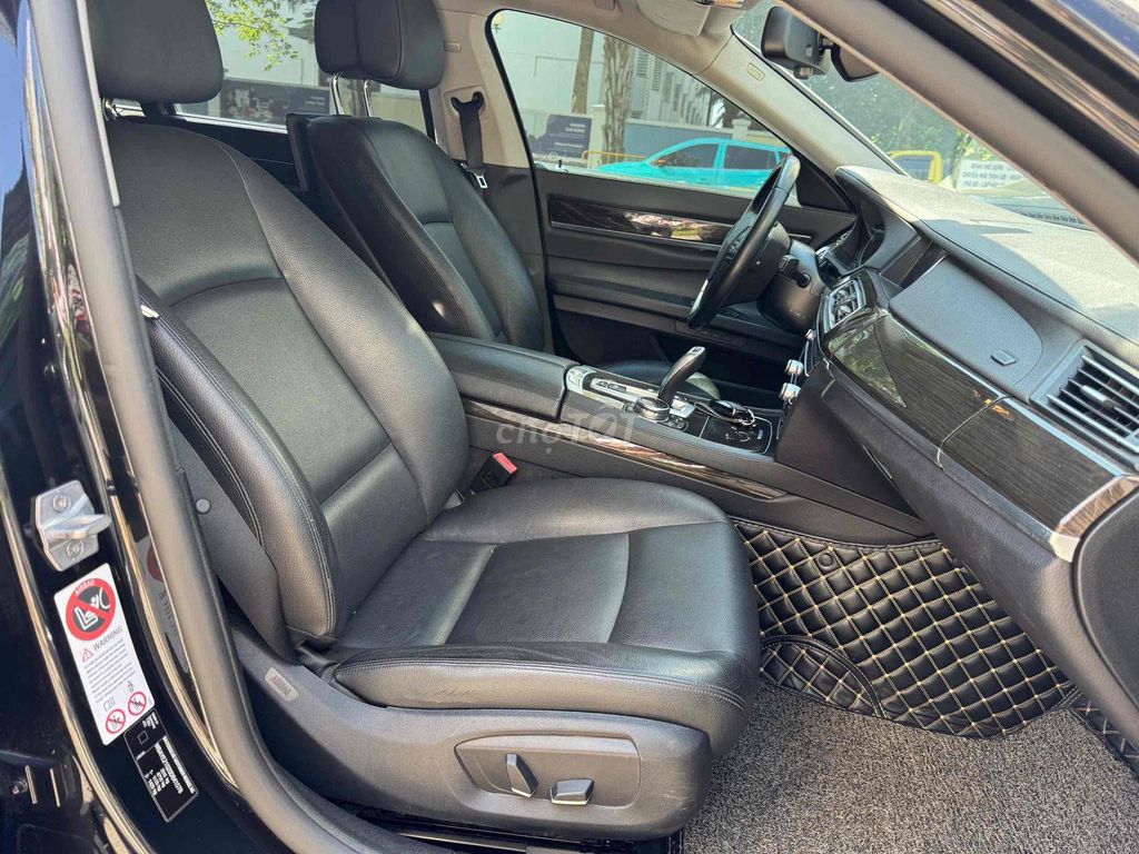 BMW 730i 2014 Đen. Mua bán Ô tô tại Quận Hai Bà Trưng Hà Nội được đăng bởi Tuan Trinh  hình 8