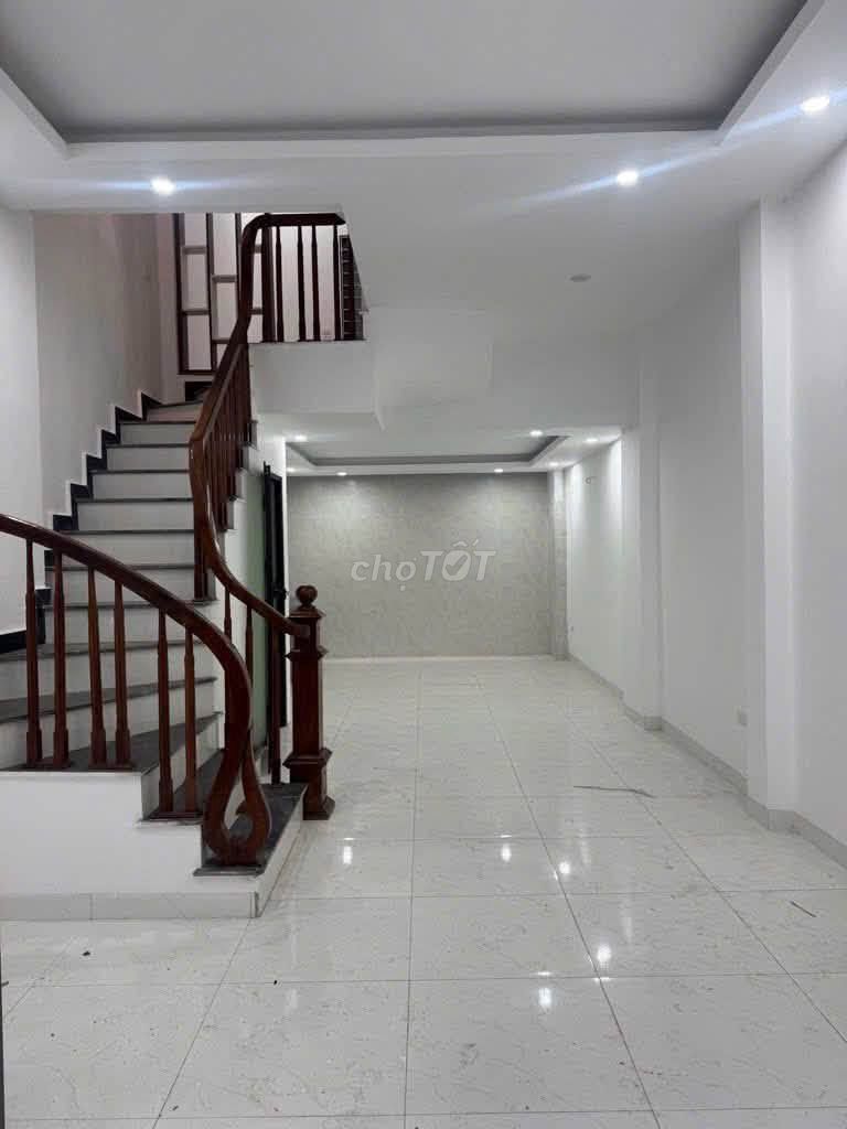5-этажный дом в Нгок Хосе, 40 м², 4 спальни, цена более 5 миллиардов