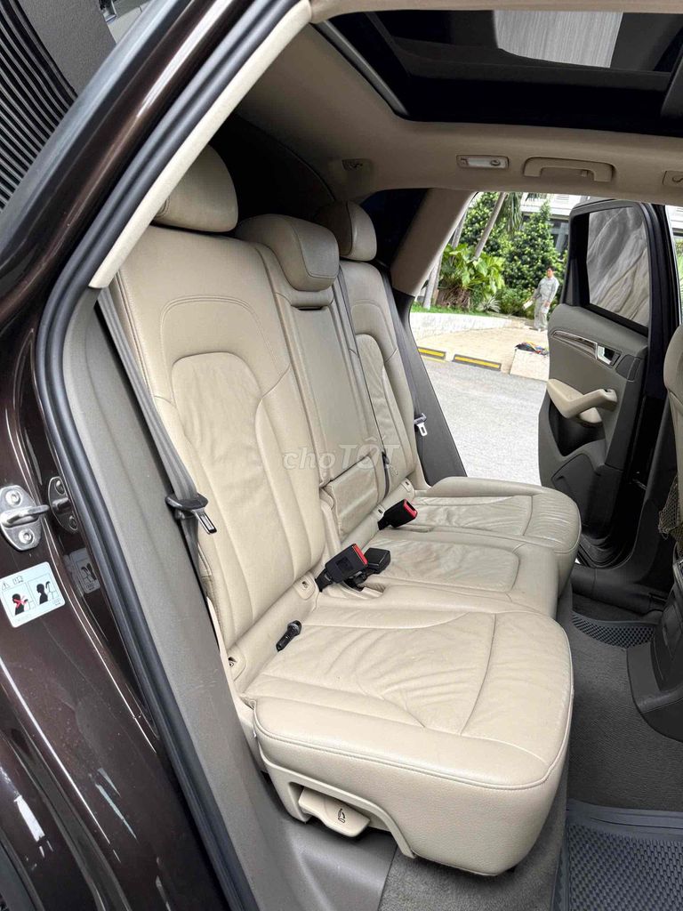 Audi Q5   2010 - 107000 km. Mua bán Ô tô tại Quận Tân Phú Tp Hồ Chí Minh được đăng bởi Thế Anh hình 6
