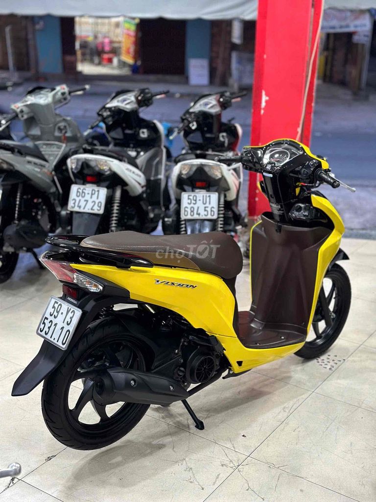 Honda Viosn 2020.BSTP.Chính chủ.Khoá Makey.. Mua bán Xe máy tại Quận 6 Tp Hồ Chí Minh được đăng bởi Cửa Hàng Xe Máy Hoà Bùi hình 5