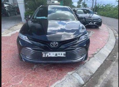 Toyota Camry 2019 2.5Q - 90000 km. Mua bán Ô tô tại Huyện Nam Trực Nam Định được đăng bởi Nguyễn Thi