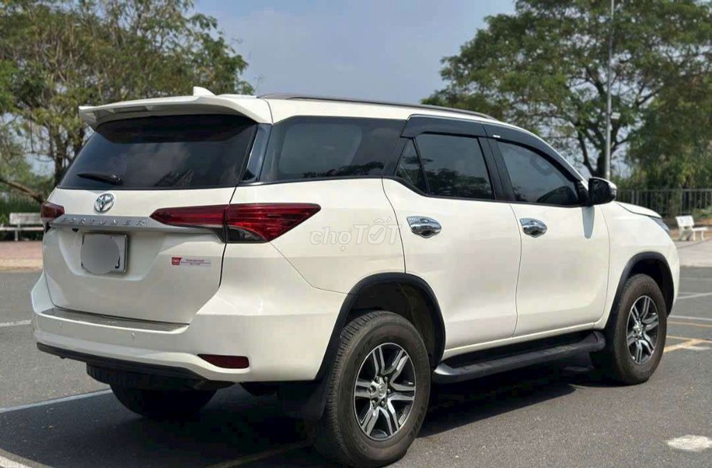 Toyota Fortuner 2019 2.4G 4x2 MT - 95000 km