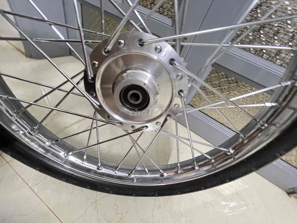 Cần ra đi bộ căm đùm niềng ex150 ngoại hình mới. Mua bán Phụ tùng xe tại Huyện Châu Đức Bà Rịa - Vũng Tàu được đăng bởi Tên chưa cung cấp hình 5