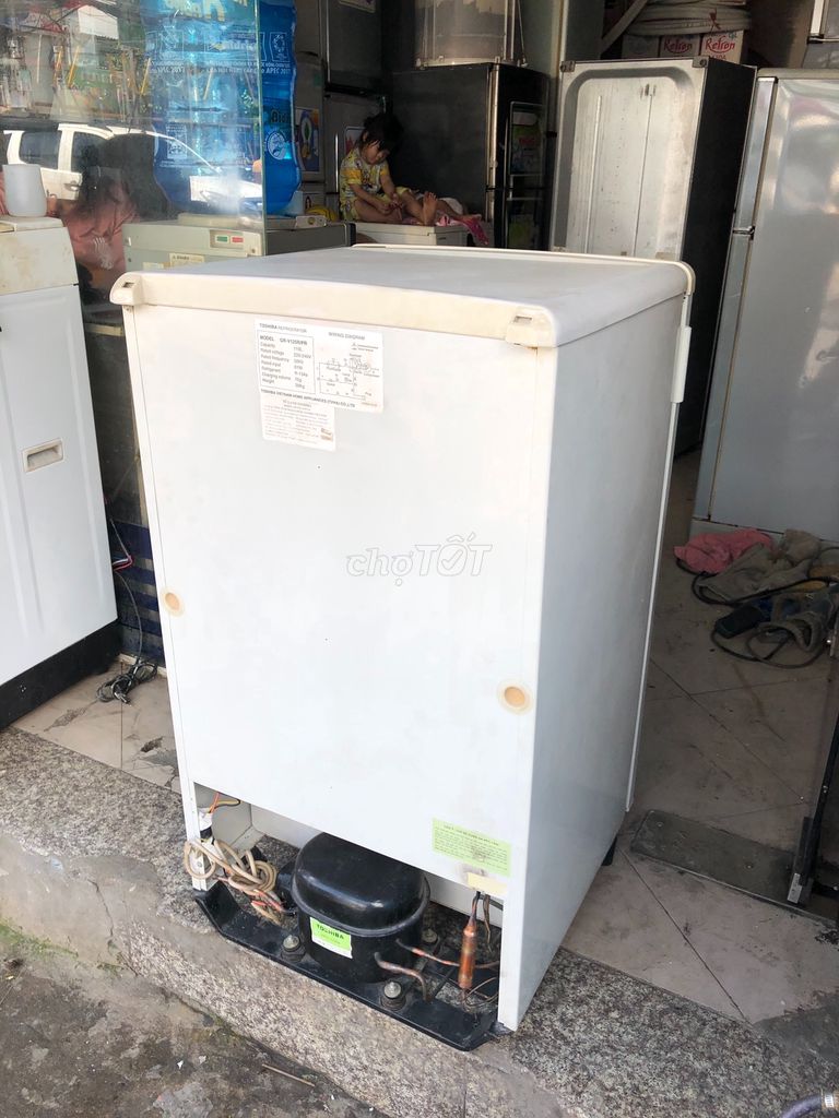 0917141113 - Tủ lạnh Toshiba 119L
