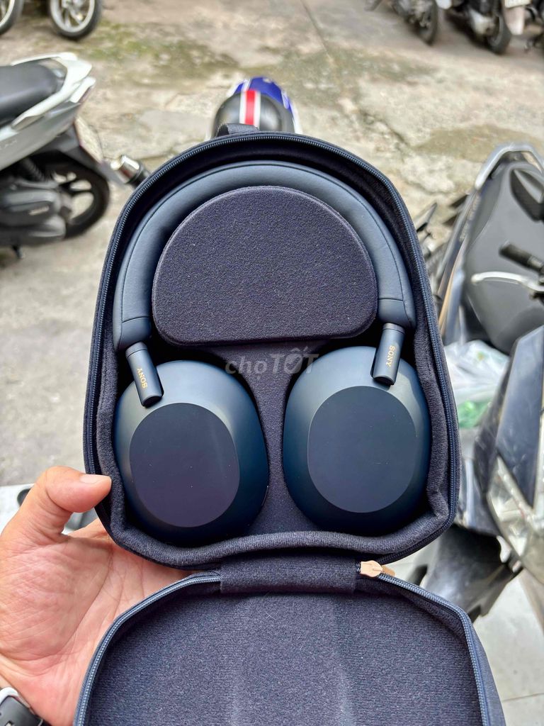 Tai nghe Sony WH-1000XM5 Xanh denim. Mua bán Tivi, Âm thanh tại Quận 10 Tp Hồ Chí Minh được đăng bởi Sơn Nguyễn hình 1