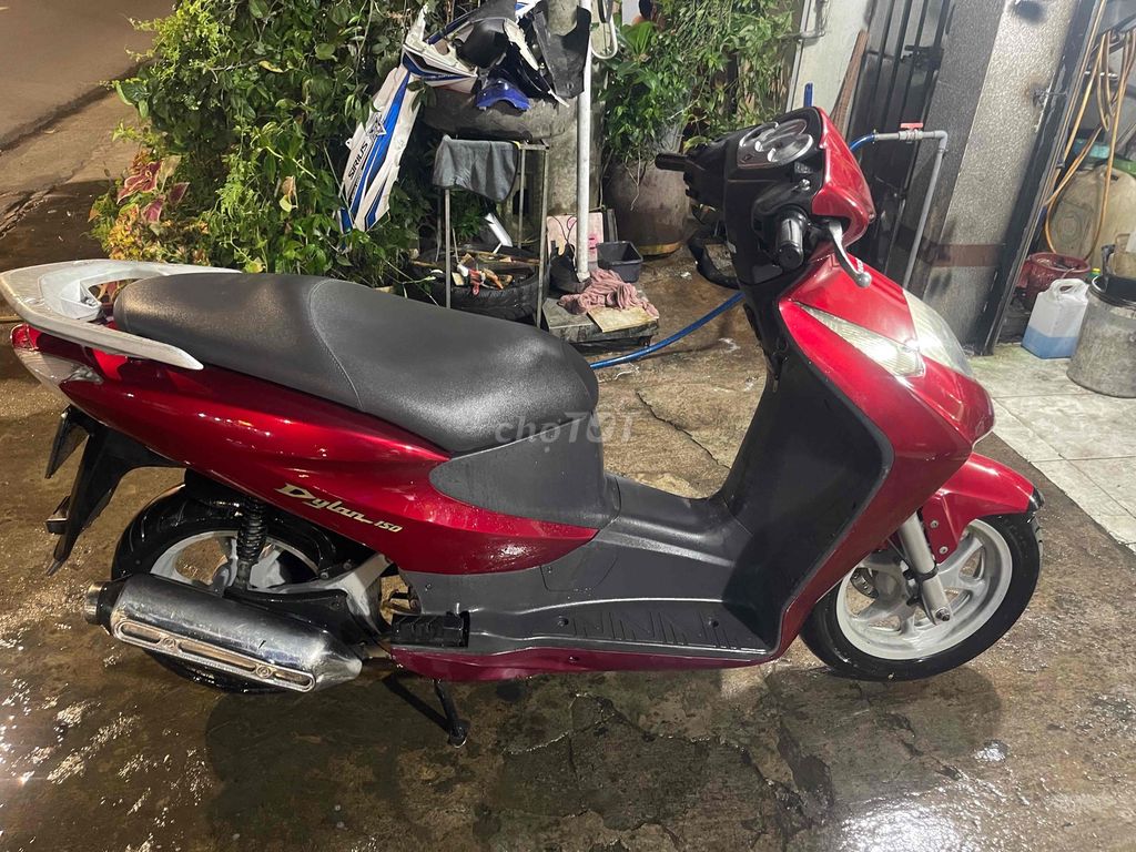 Honda Dylan 150 chính chủ. Mua bán Xe máy tại Huyện Tân Phú Đồng Nai được đăng bởi Lê thê đai hình 3