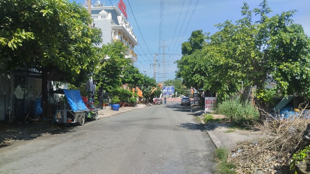Chủ cần bán gấp đất góc 3mt khu dân cư trường sơn Thuận An giá tốt