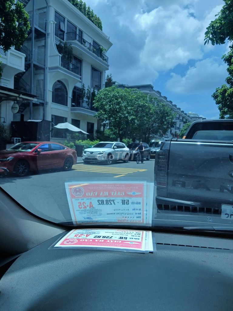 KIA Carens 2016 Oto con màu Nâu. Mua bán Ô tô tại Quận 4 Tp Hồ Chí Minh được đăng bởi Bùi Duy Hoàng hình 1