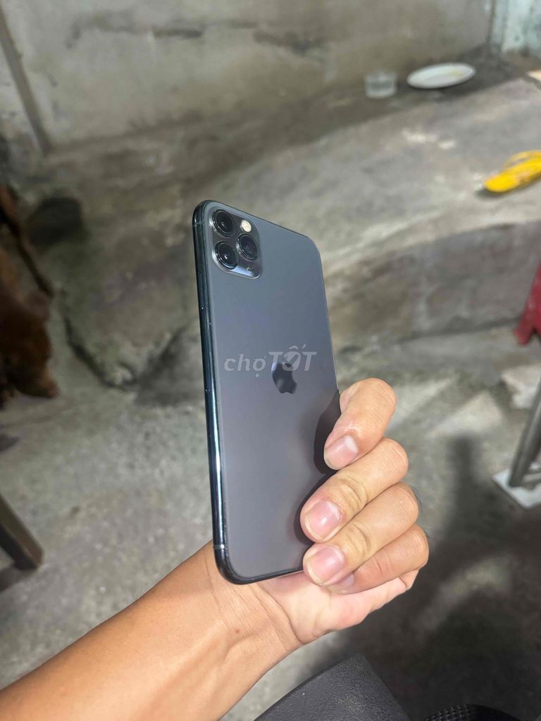 Apple iPhone 11 Pro Max Xám 100%. Mua bán Điện thoại tại Thị xã Tân Uyên Bình Dương được đăng bởi binhduonghelo hình 1