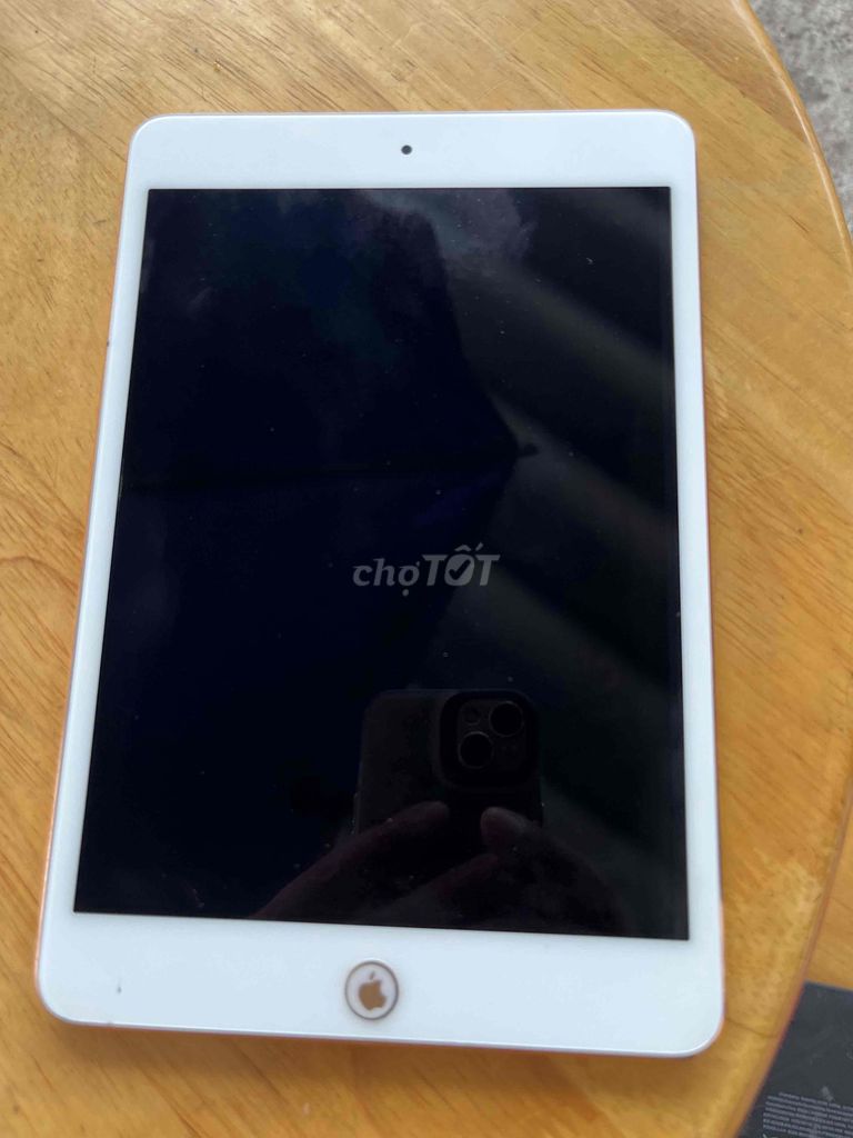 Apple iPad Mini 4 màu vàng. Mua bán Máy tính bảng tại Thành phố Tây Ninh Tây Ninh được đăng bởi MQ hình 1