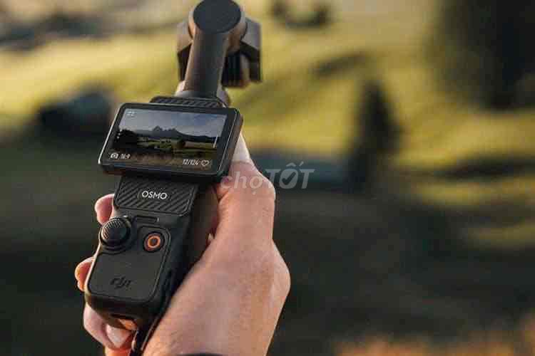 Camera hành động DJI Osmo Pocket Đen. Mua bán Máy ảnh, Máy quay tại Quận Hải Châu Đà Nẵng được đăng bởi Minh Phạm hình 1
