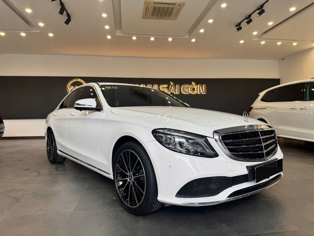 Mercedes C200 Exclusive 2020 - 53000 km. Mua bán Ô tô tại Quận 7 Tp Hồ Chí Minh được đăng bởi Quý Auto Nam Sài Gòn hình 1