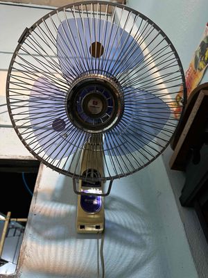Quạt treo tường Hitachi Nhật em zin đẹp. Mua bán Quạt tại Thành phố Thủ Đức Tp Hồ Chí Minh được đăng bởi Lê Bá Danh