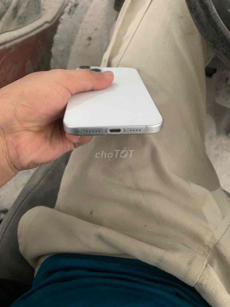 Apple iPhone 15 Plus 128GB Trắng. Mua bán Điện thoại tại Thành phố Huế Thừa Thiên Huế được đăng bởi Đỗ Phương hình 1