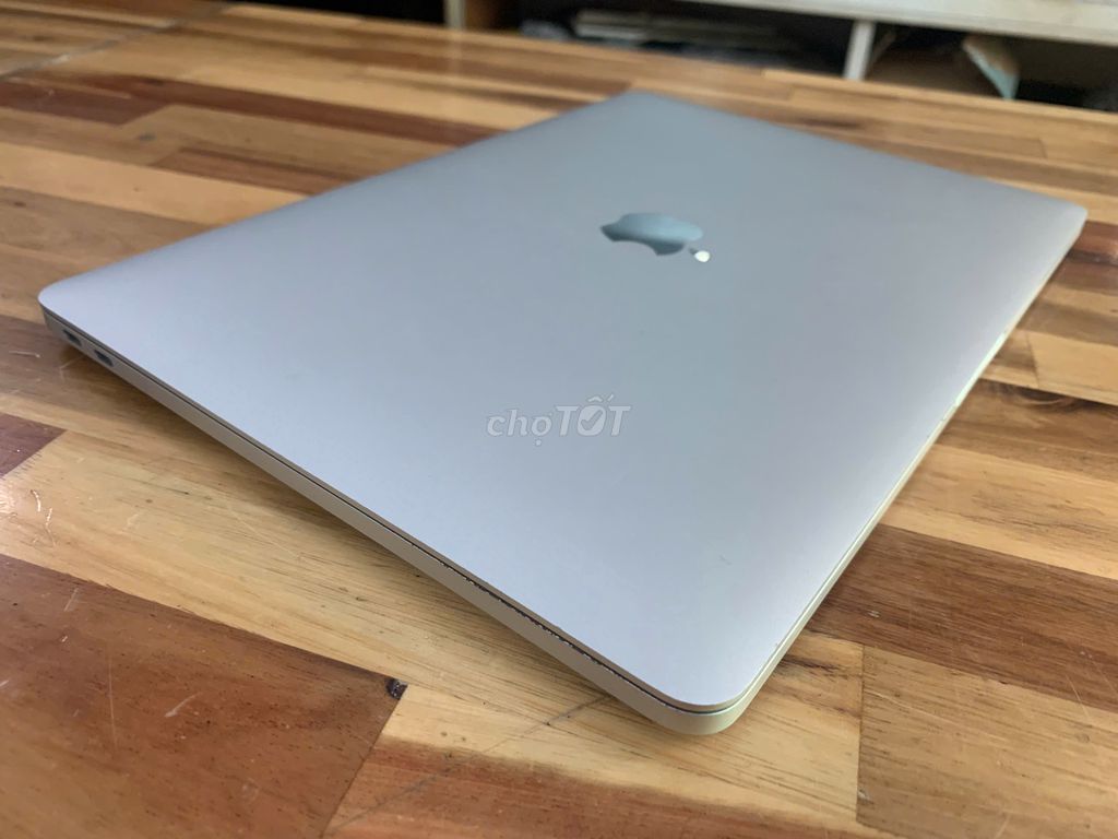 Macbook Pro 13 inch 2017  Core I5 8GB 256GB màn 2k