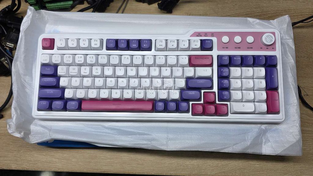 Bàn phím gaming HP K360 Trắng, Tím, Hồng Mới. Mua bán Phụ kiện (Màn hình, Chuột...) tại Huyện Châu Thành An Giang được đăng bởi Minh An Giang hình 1
