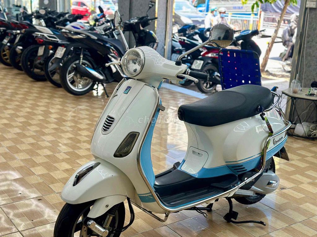 vespa 2013 3vie bstp chính chủ (góp ko giam cavec)