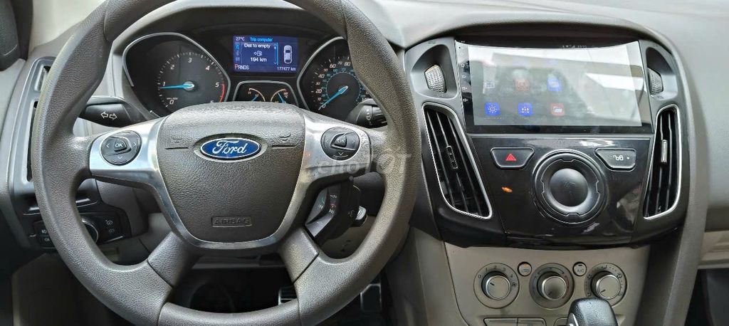 Ford Focus 2012-Số tự động - Giá lộc đầu  năm