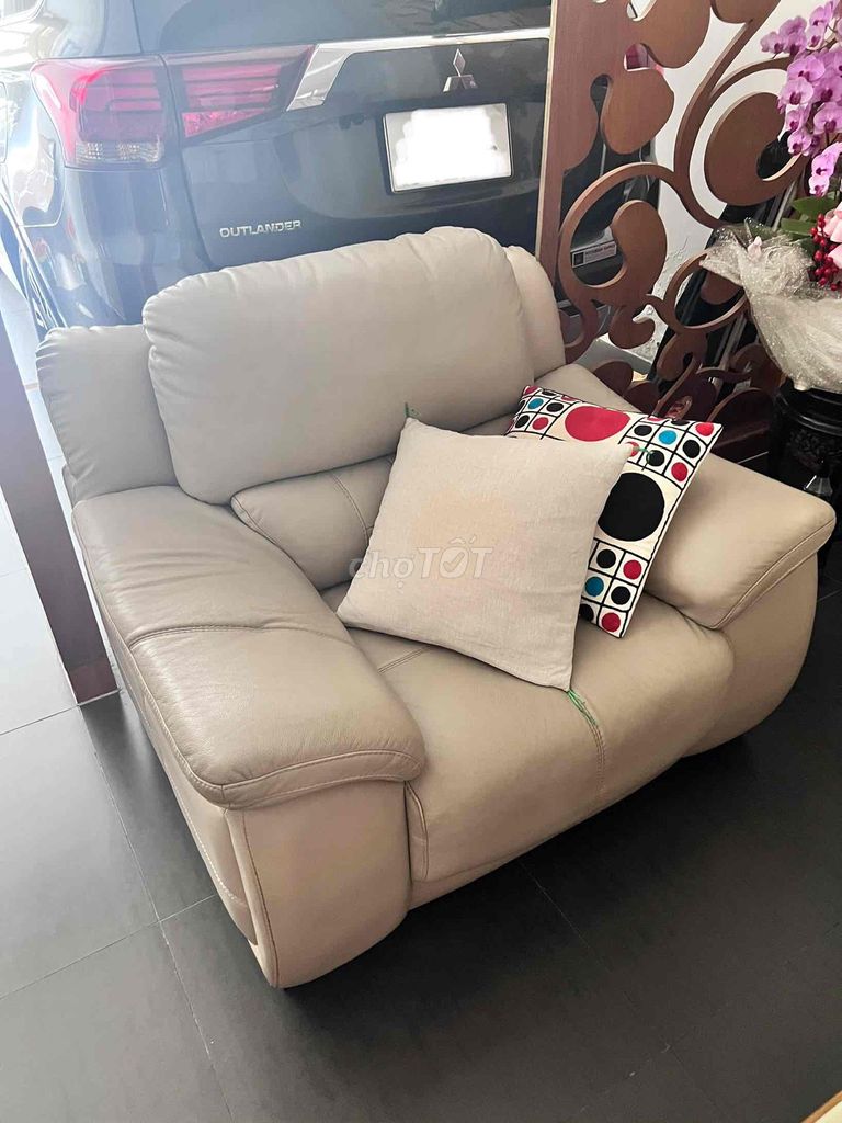 1-2 GHẾ SOFA DA BÒ NỘI THẤT JANGIN HÀN QUỐC. Mua bán Bàn ghế tại Quận 11 Tp Hồ Chí Minh được đăng bởi Cát Tường hình 1