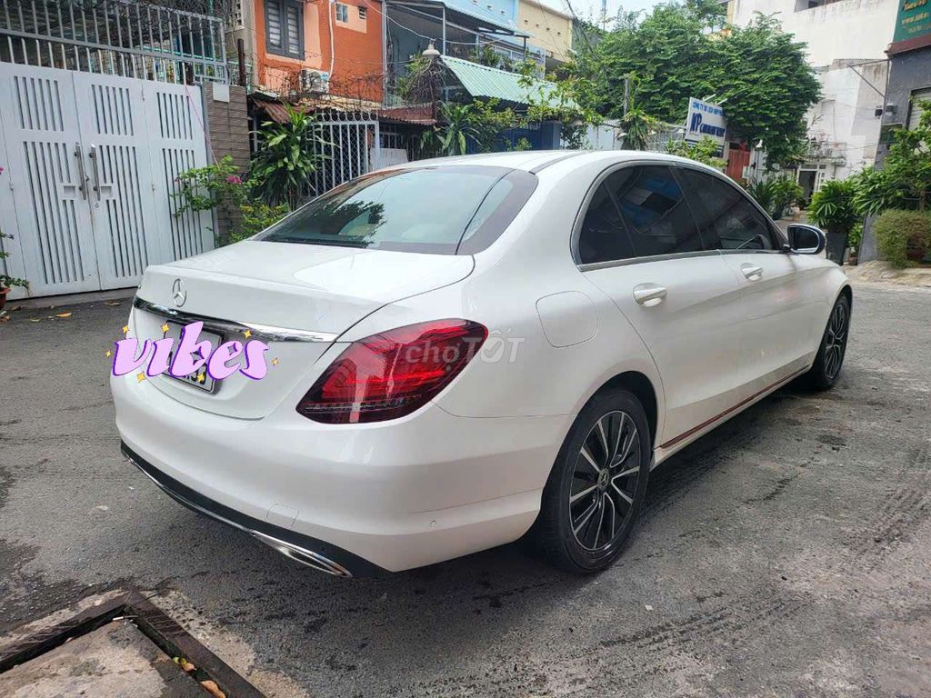 Mercedes-Benz C200 Xăng Điện Trắng. Mua bán Ô tô tại Huyện Cần Giuộc Long An được đăng bởi thanh hình 5