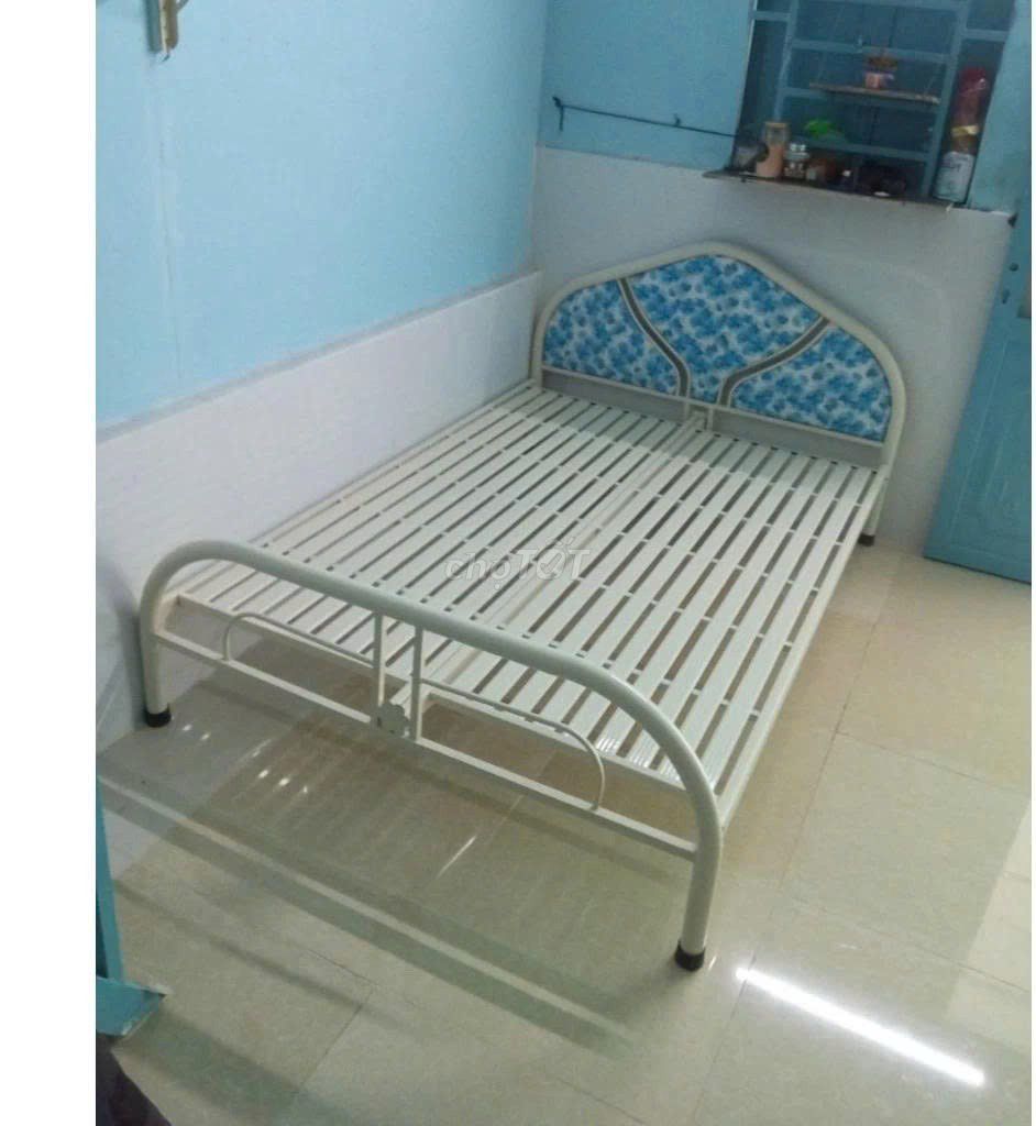 GIƯỜNG SẮT – GIƯỜNG SẮT – GIƯỜNG SẮT – GIƯỜNG SẮT. Mua bán Giường, chăn ga gối nệm tại Quận 5 Tp Hồ Chí Minh được đăng bởi Tổng Kho Nội Thất Sài Gòn hình 1