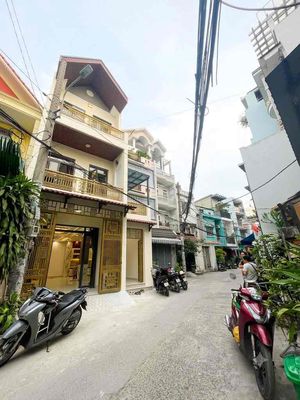 Nhà phố 78 m² · 4 PN · Đường Phan Anh