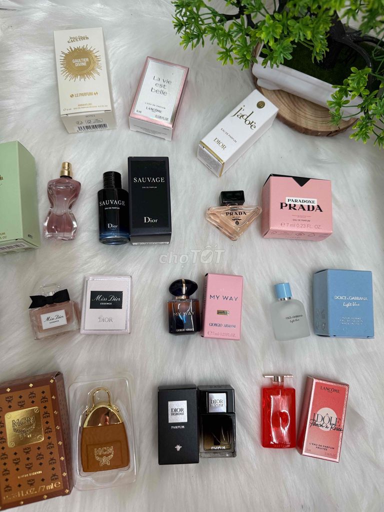 Nước hoa Đa thương hiệu dạng xịt Mini. Mua bán Nước hoa tại Thành phố Thủ Đức Tp Hồ Chí Minh được đăng bởi Trần Quang Thuận hình 1