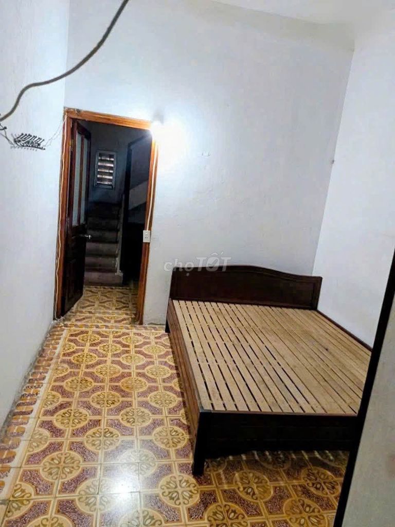 Аренда дома 30 м² в Кхуон Чунг, 3 этажа, 2 спальни