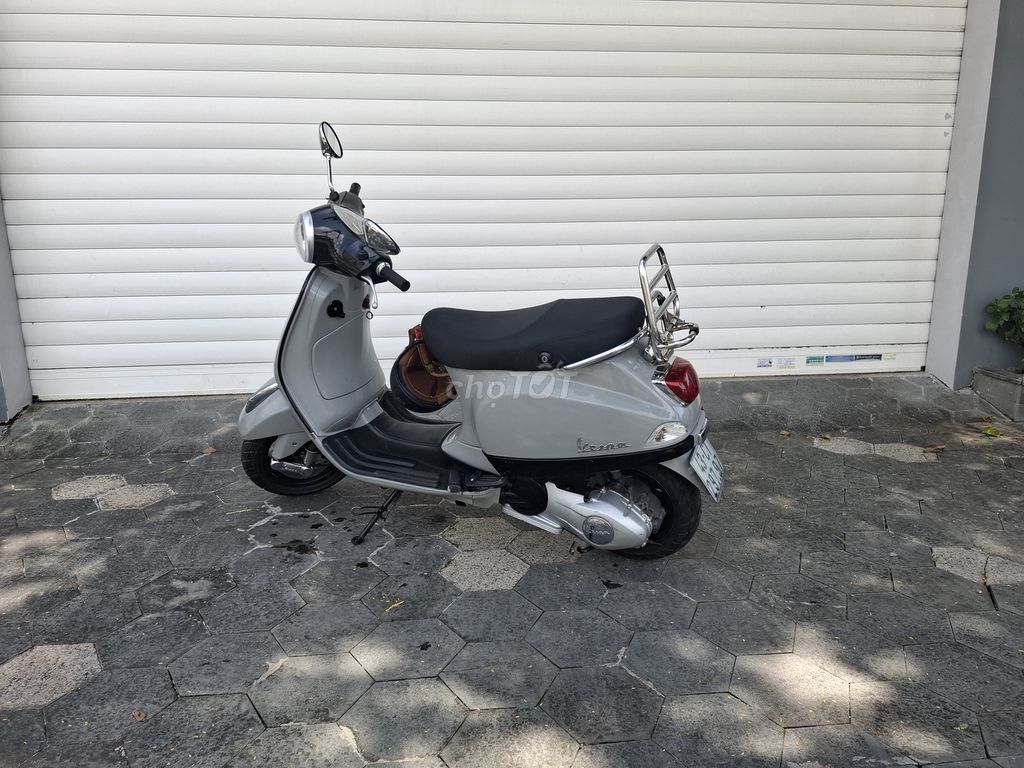 Bán xe Vespa LX 125 3Vie màu xám. Mua bán Xe máy tại Quận Hải Châu Đà Nẵng được đăng bởi Lý Văn Phương hình 3