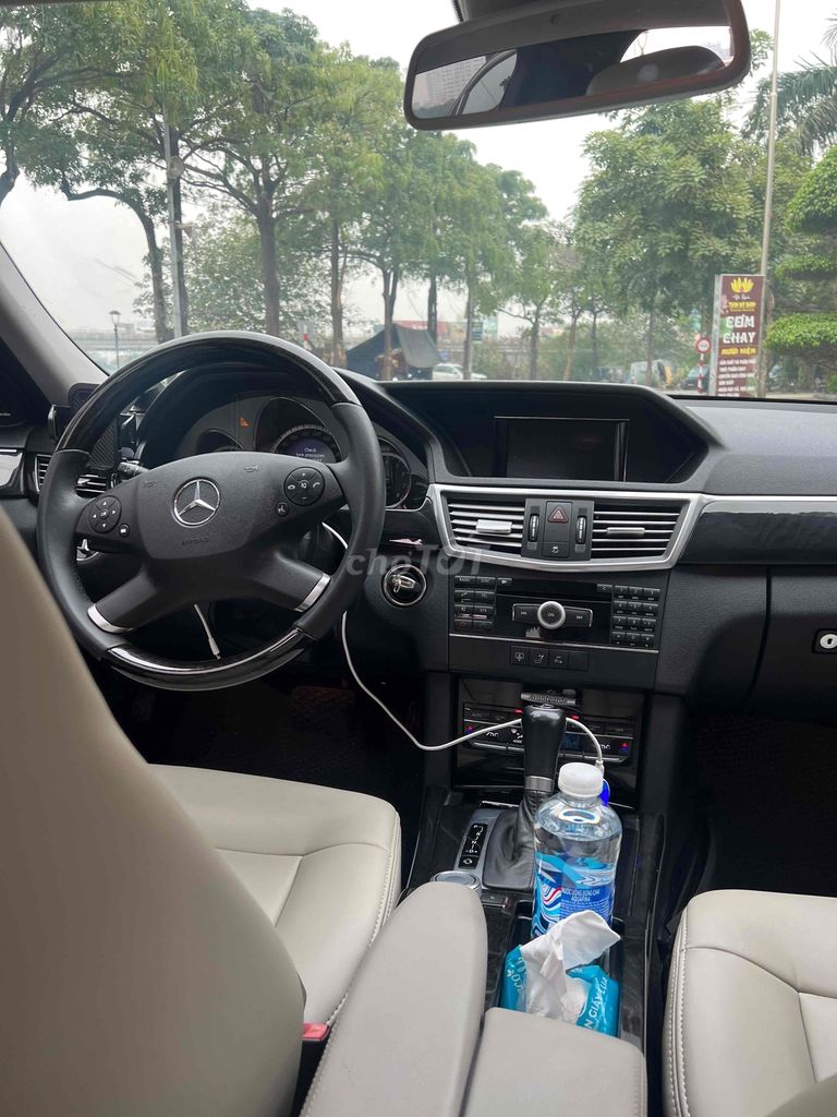 Mercedes Benz E Class 2010 E250 - 150000 km. Mua bán Ô tô tại Quận Hoàng Mai Hà Nội được đăng bởi Trí Nhân hình 9