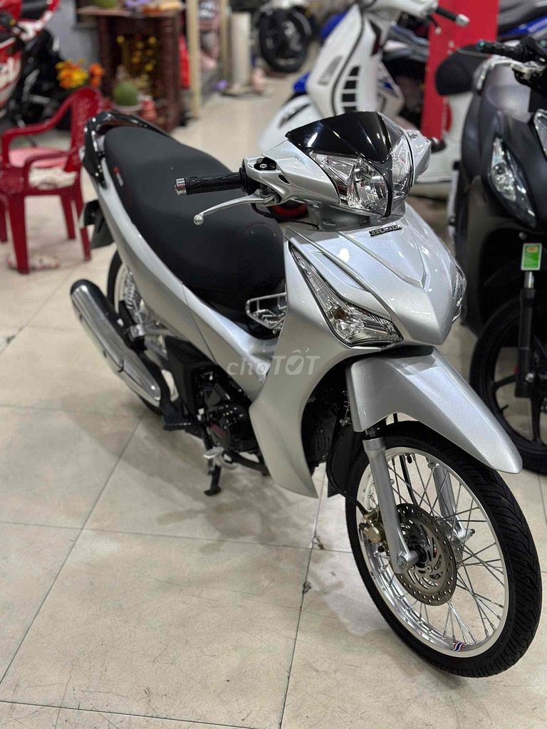 Honda Future 2012 Bạc. Mua bán Xe máy tại Quận 6 Tp Hồ Chí Minh được đăng bởi Cửa Hàng Xe Máy Hoà Bùi hình 14