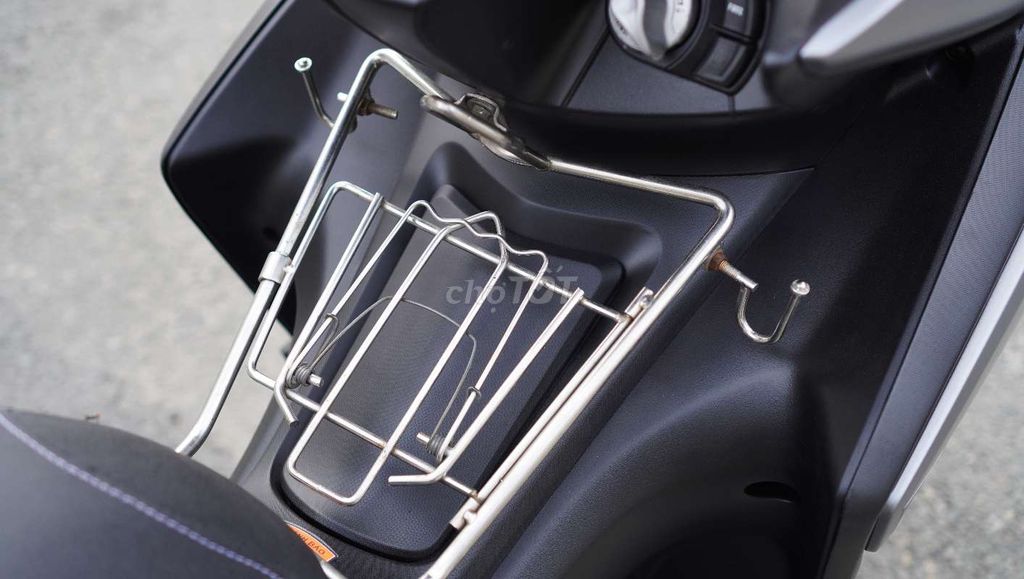 Yamaha NVX 155 ABS Smartkey Xám Bạc - Máy Zin. Mua bán Xe máy tại Quận Tân Phú Tp Hồ Chí Minh được đăng bởi Đỗ Hoàng hình 13