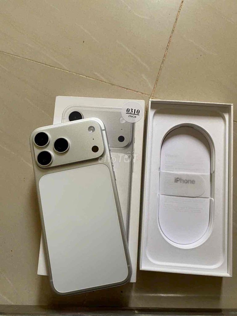iPhone 17 Pro Max 256GB Bạc Mới. Mua bán Điện thoại tại Huyện Chợ Mới An Giang được đăng bởi Tấn Lộc hình 1