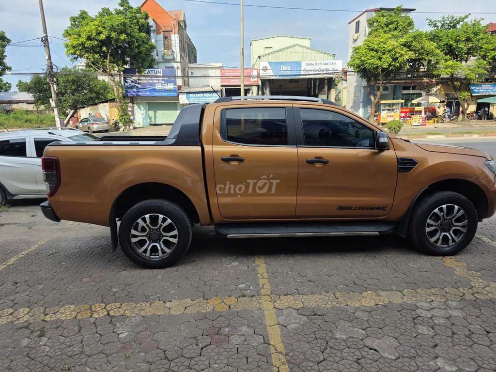 2019 đk 2020 WLIDTRACK 2.0 4x4 AT - 18000 km. Mua bán Ô tô tại Thành phố Thái Nguyên Thái Nguyên được đăng bởi Do Truyen hình 3