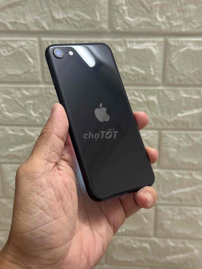 Apple iPhone SE 2 64GB Đen Đã sử dụng. Mua bán Điện thoại tại Quận Bình Thạnh Tp Hồ Chí Minh được đăng bởi HStore hình 1
