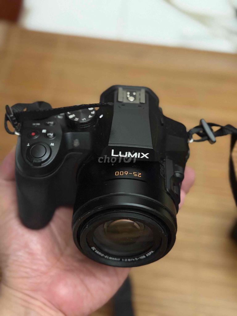 Máy ảnh Panasonic DMC-FZ300 Đen. Mua bán Máy ảnh, Máy quay tại Quận Hoàn Kiếm Hà Nội được đăng bởi Thoitrang365 hình 1