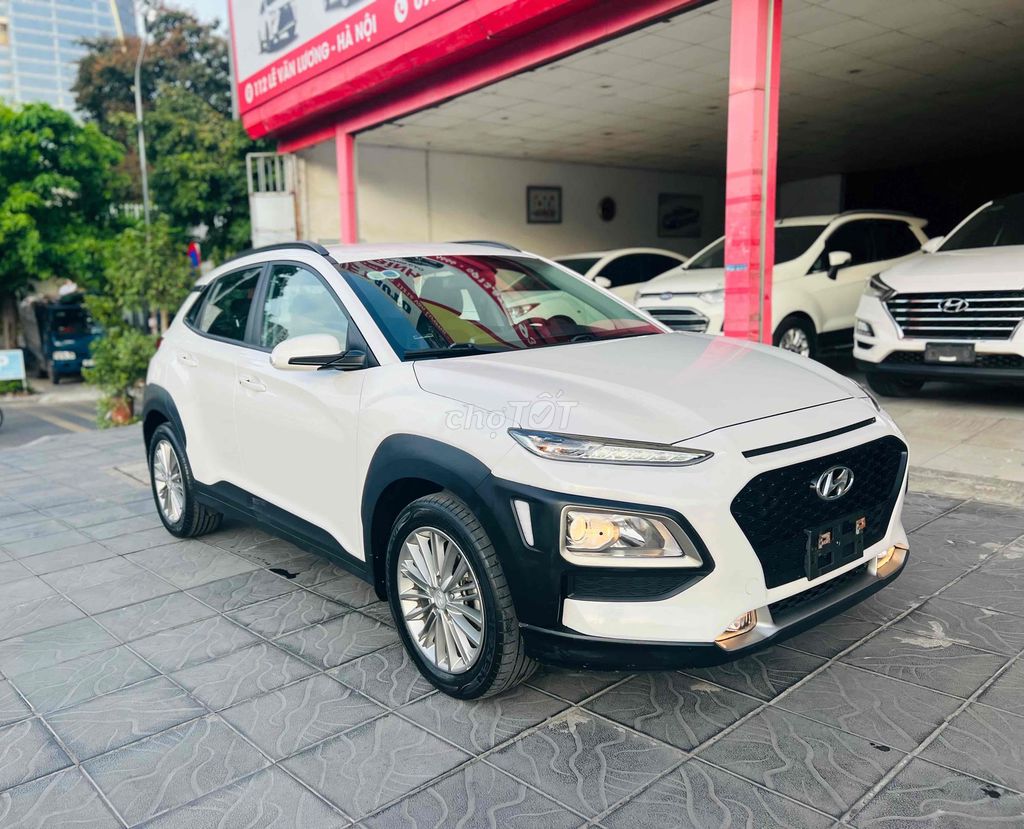 Hyundai Kona 2019 màu trắng nét căng