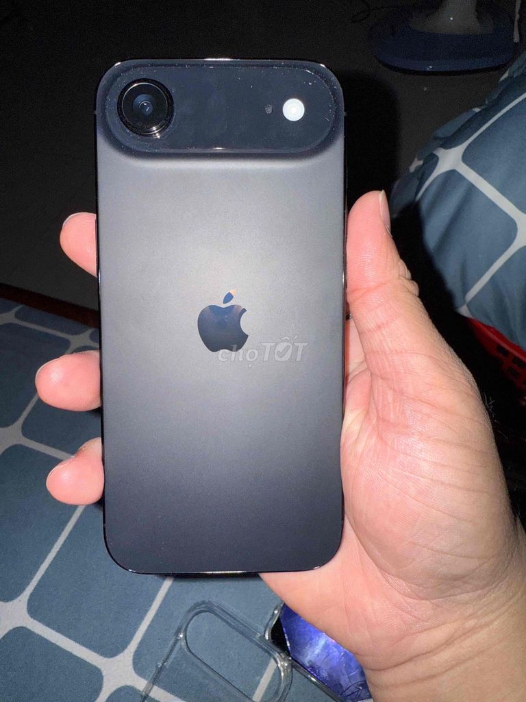 Iphone Air 99.99% fullbox bán or gl Xiaomi 17pro. Mua bán Điện thoại tại Thành phố Thủ Đức Tp Hồ Chí Minh được đăng bởi Diluc hình 1