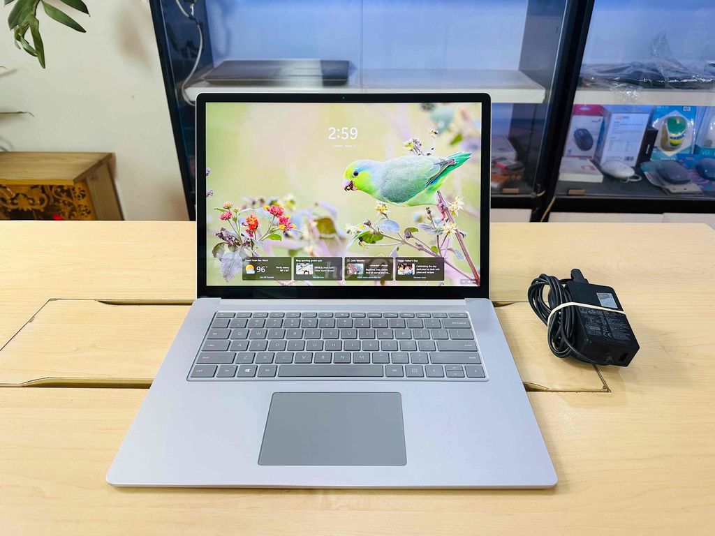 Microsoft Surface Laptop 3 15" 2K Touch đẹp keng. Mua bán Laptop tại Quận Thanh Xuân Hà Nội được đăng bởi Tuấn Minh hình 1
